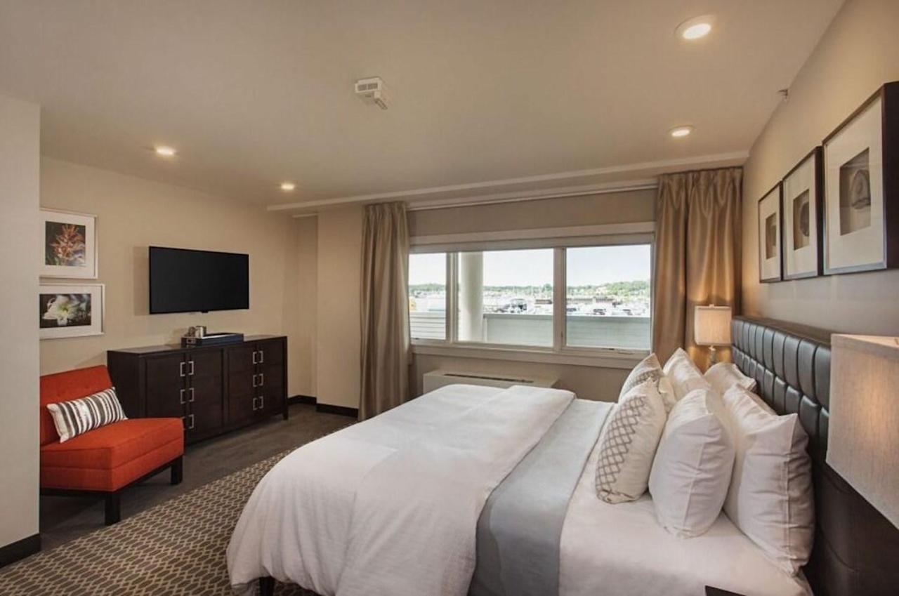 Fathoms Hotel & Marina Port Washington Dış mekan fotoğraf