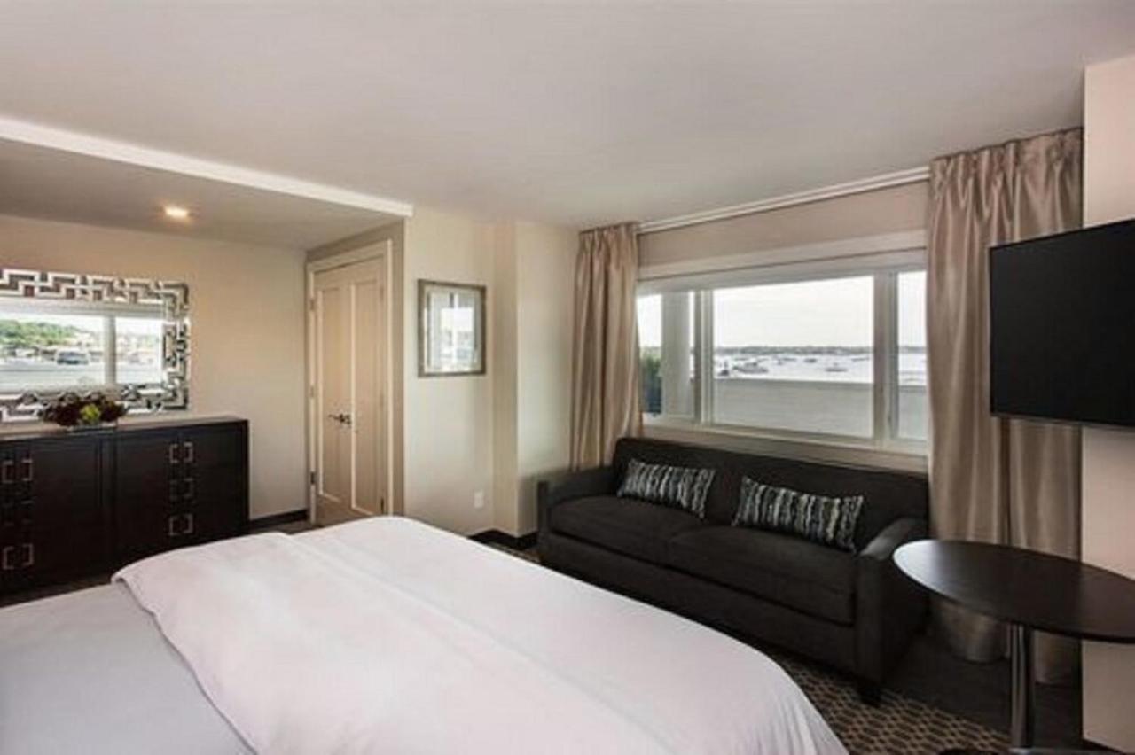 Fathoms Hotel & Marina Port Washington Dış mekan fotoğraf